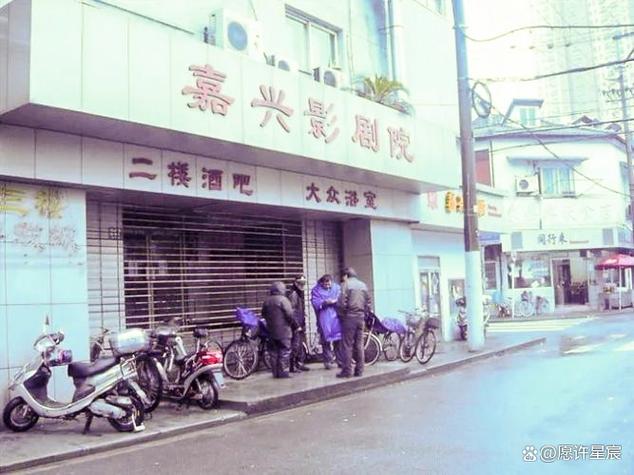 色中色影院的相关介绍