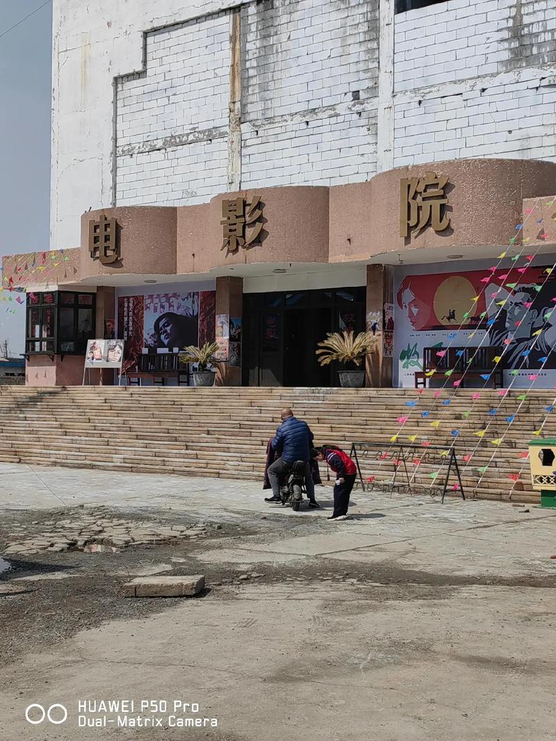 av 熟妇 在线的相关介绍