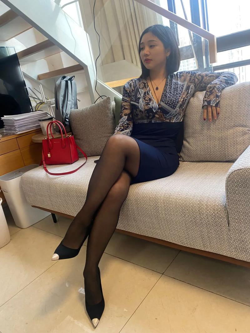 人妻被按摩电影的相关介绍