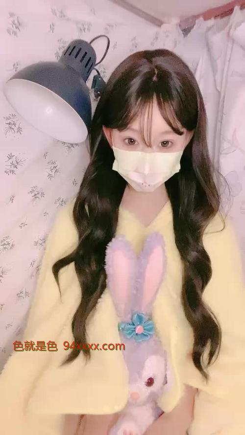 .丰满少妇亚洲一区二区的相关介绍