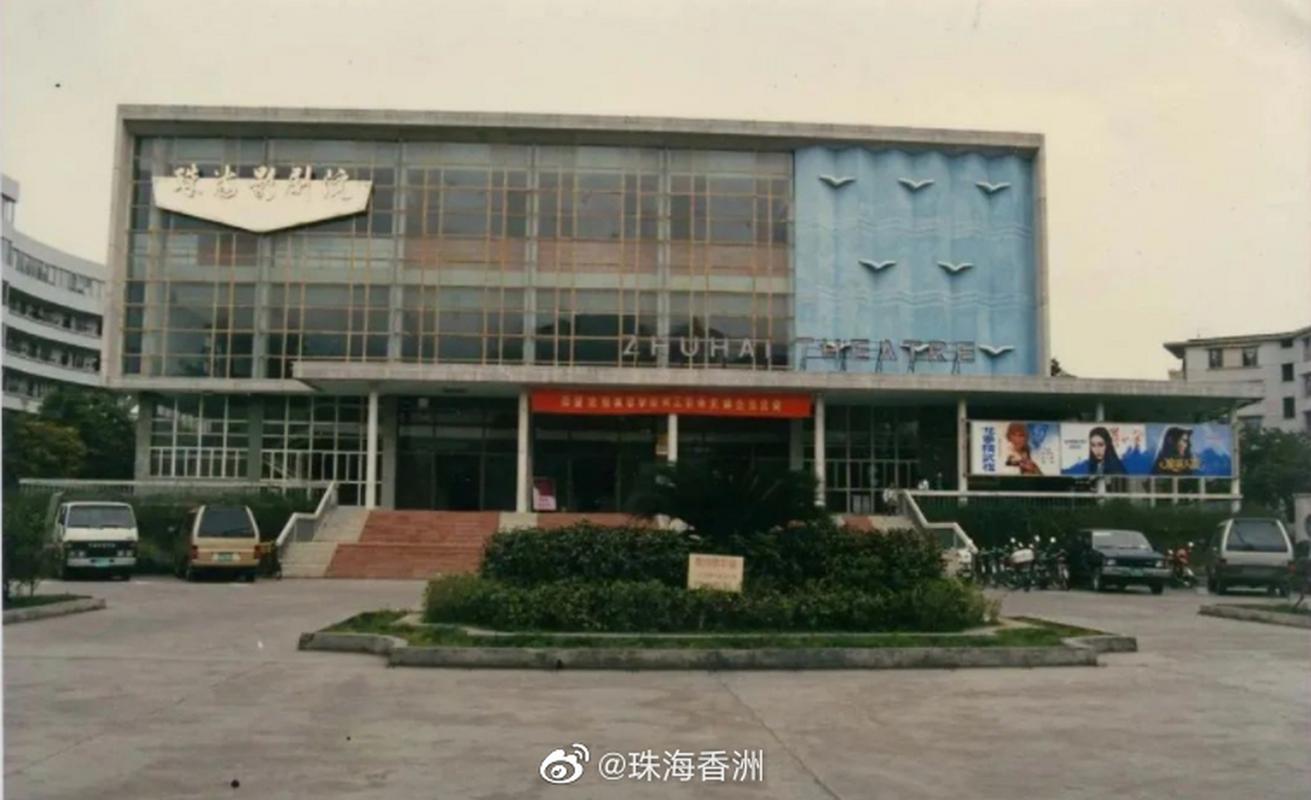 辣文强暴的相关介绍