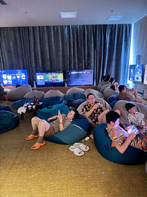 欧美aaaa一区二区麻豆的相关介绍