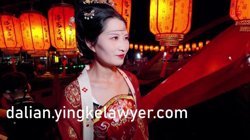 酒吧影院的相关介绍