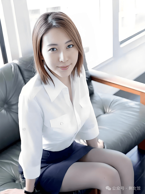 根据您的要求，基于“91夜色人妻”生成的SEO标题如下：

**91夜色人妻：夜色下的成熟魅力，人妻情感私密故事与深夜独处时光**

（包含长尾关键词：夜色下的成熟魅力、人妻情感私密故事、深夜独处时光）