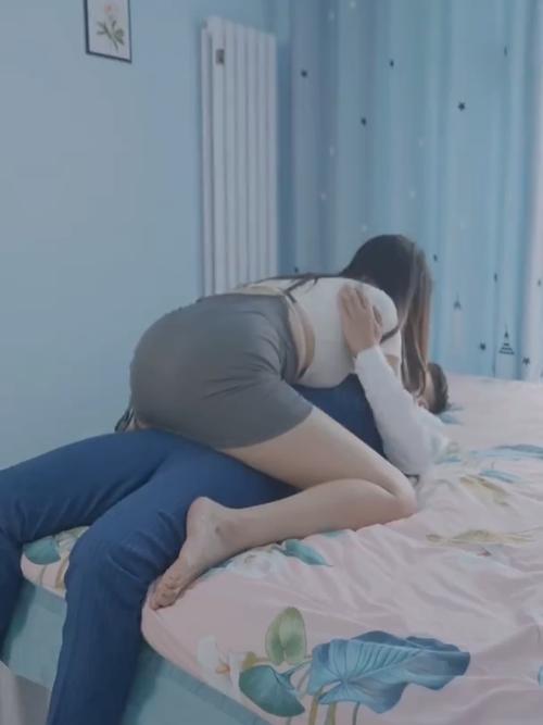 欧美大尺度熟妇裸体的相关介绍