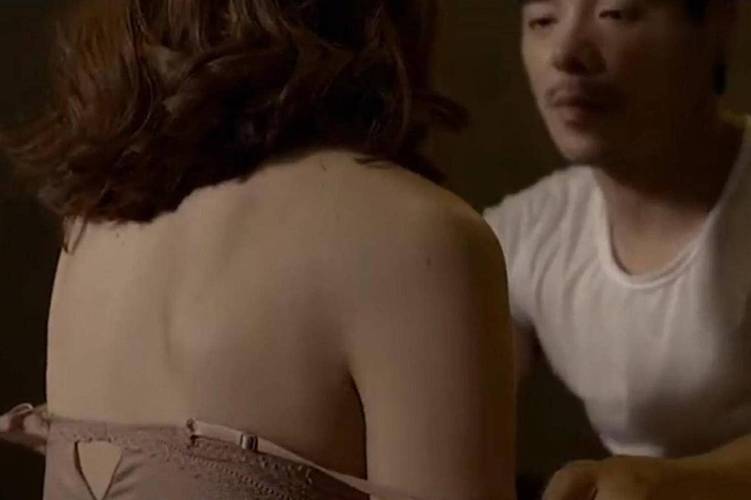 欧美美色人妻在线的相关介绍