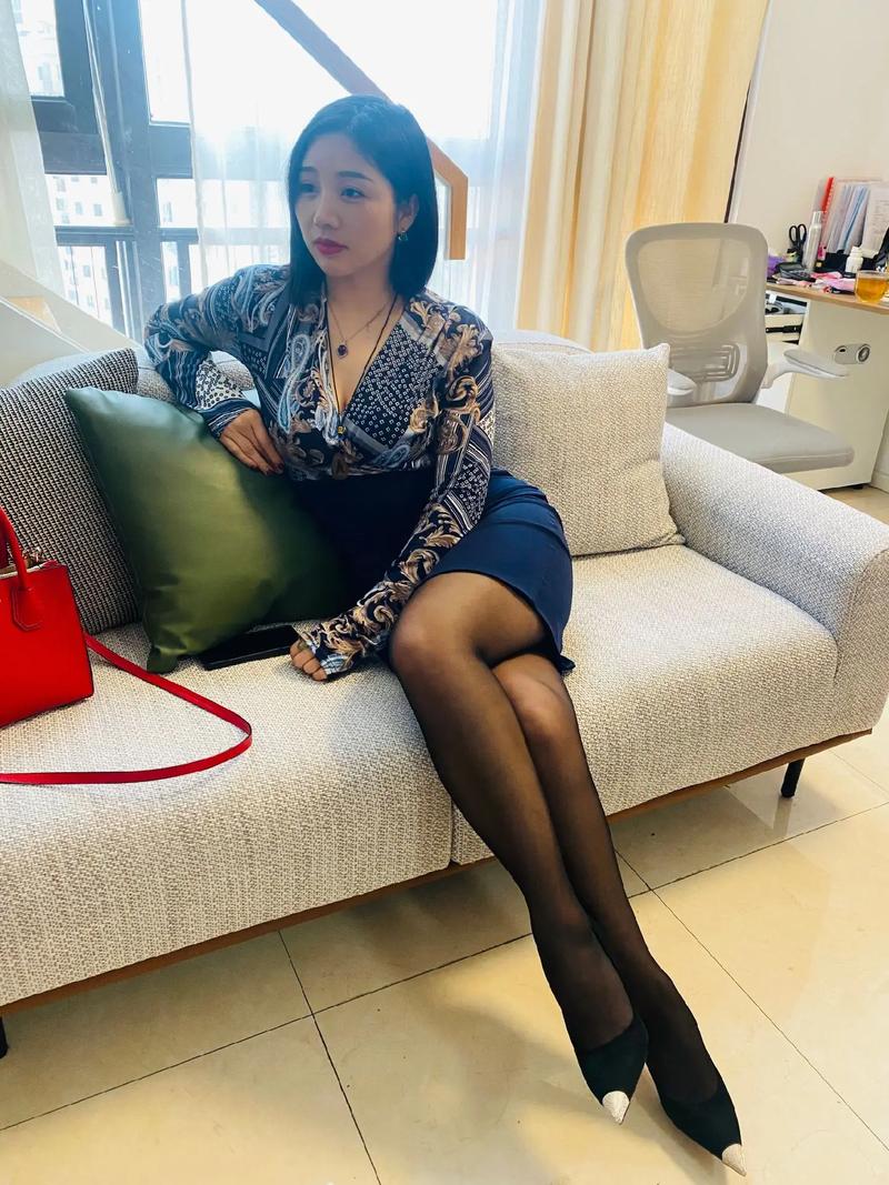 女性下面有黄色分泌物的相关介绍