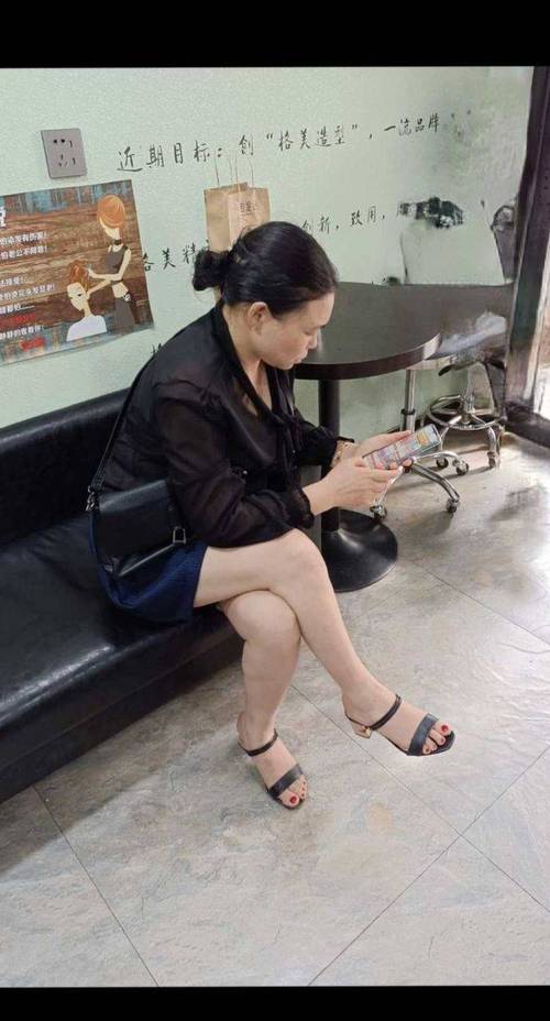 闪闪电影院的相关介绍