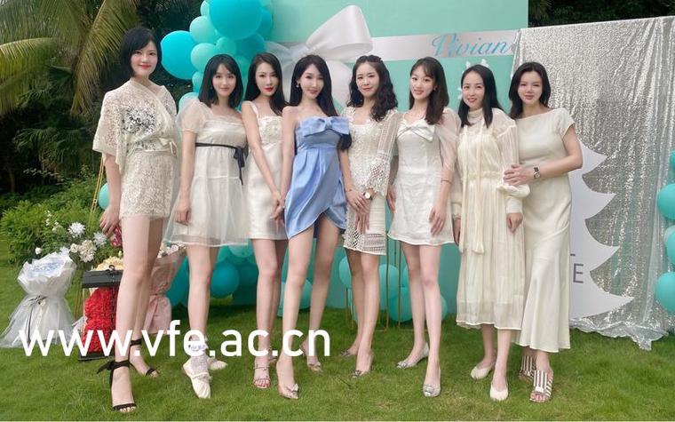 少妇被粗大的猛烈进出白浆av的相关介绍