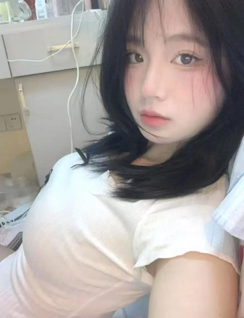 f8电影院的相关介绍