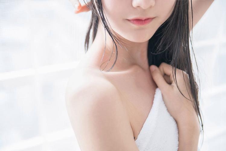 女星大尺度图片的相关介绍