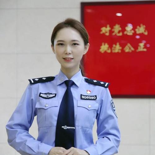 正在播放国产av剧情一女的相关介绍