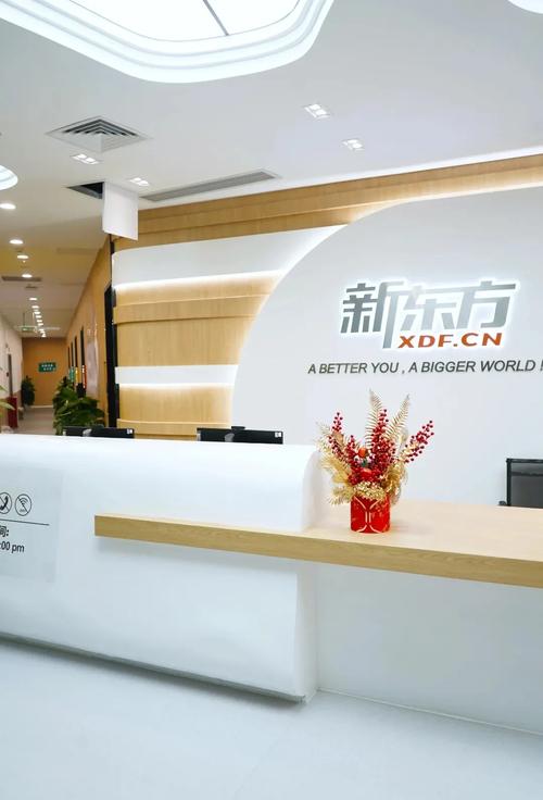 美女性感丝袜av一区二区的相关介绍
