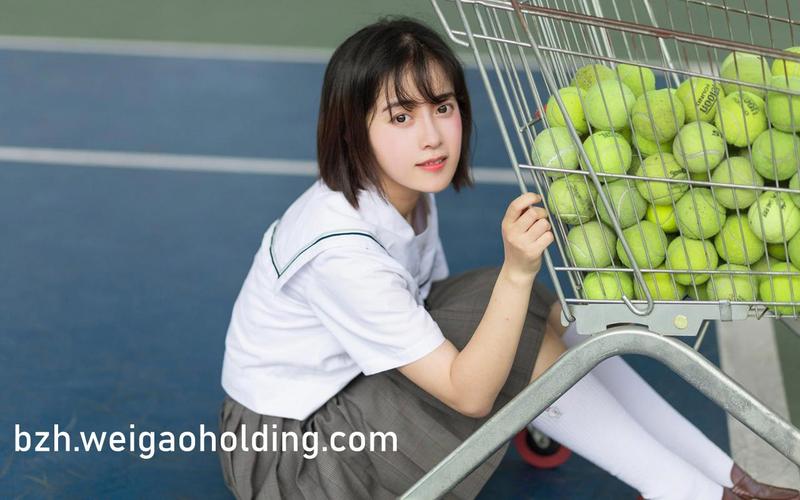 美女张开两腿让男人桶av的相关介绍