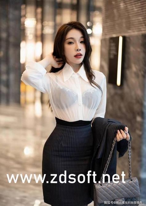 亚洲男人天堂激情的相关介绍