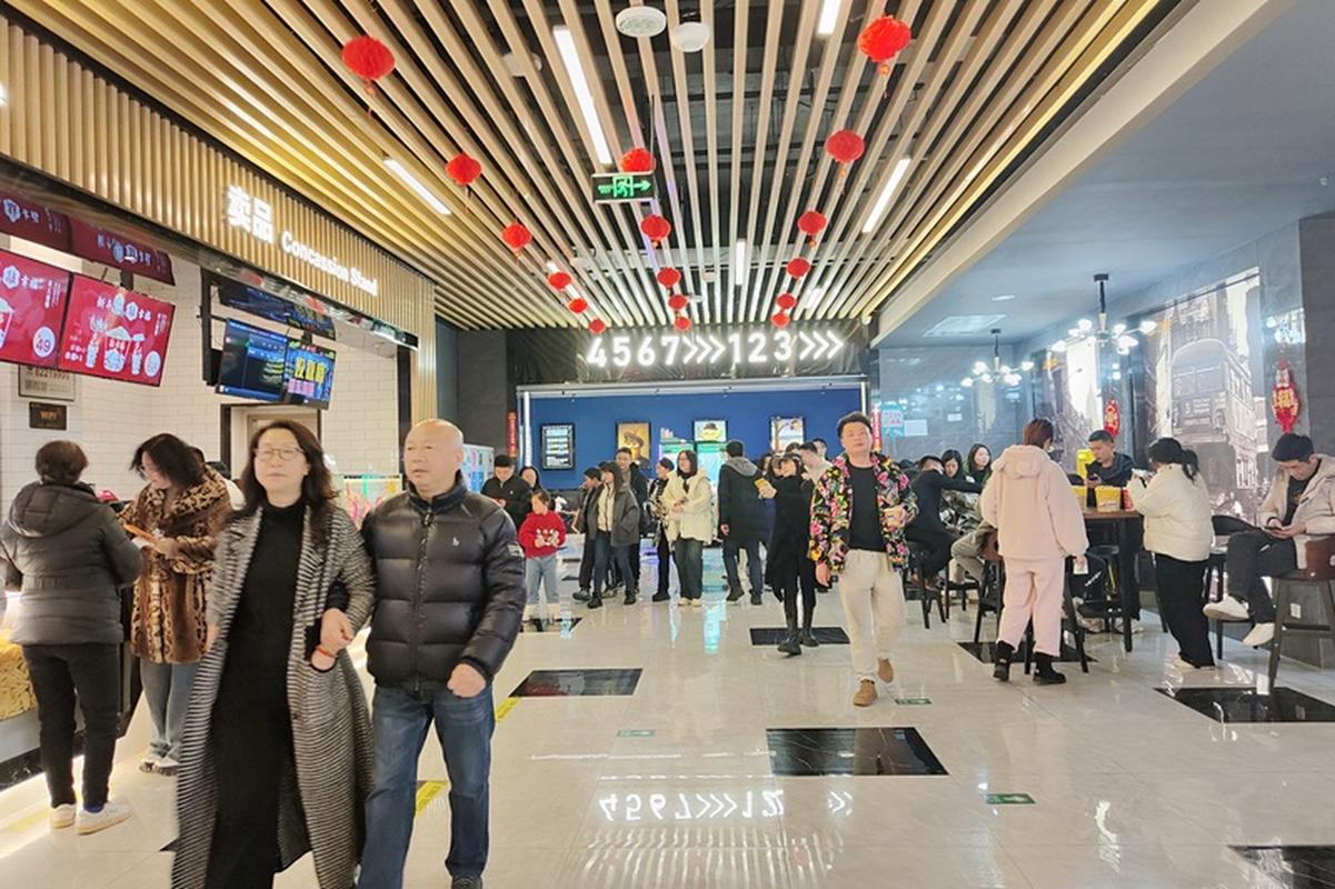 女性内裤上的分泌物发黄的相关介绍