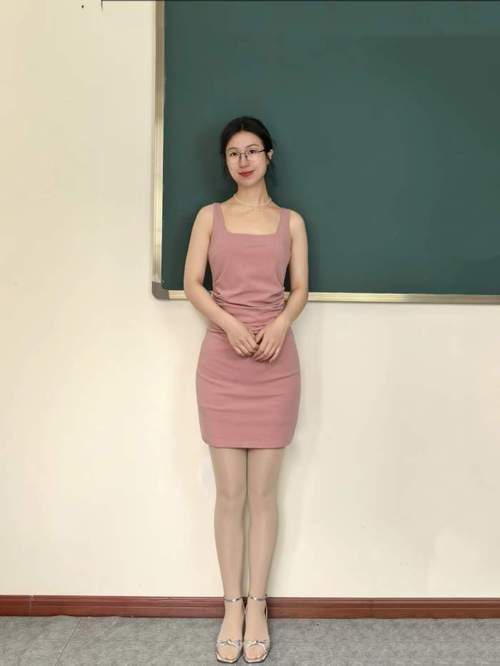 淫淫少妇av的相关介绍