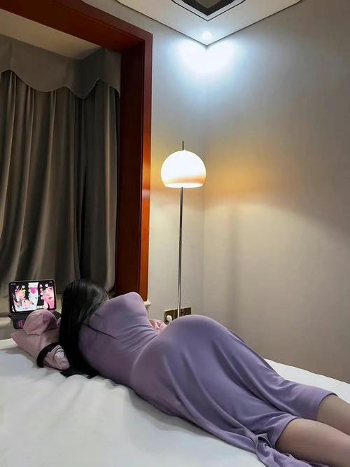 素人啪啪啪啪啪啪的相关介绍